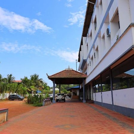 Kukuresidency Hotel Wadakkanchery Luaran gambar