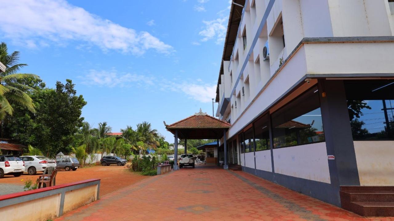 Kukuresidency Hotel Wadakkanchery Luaran gambar