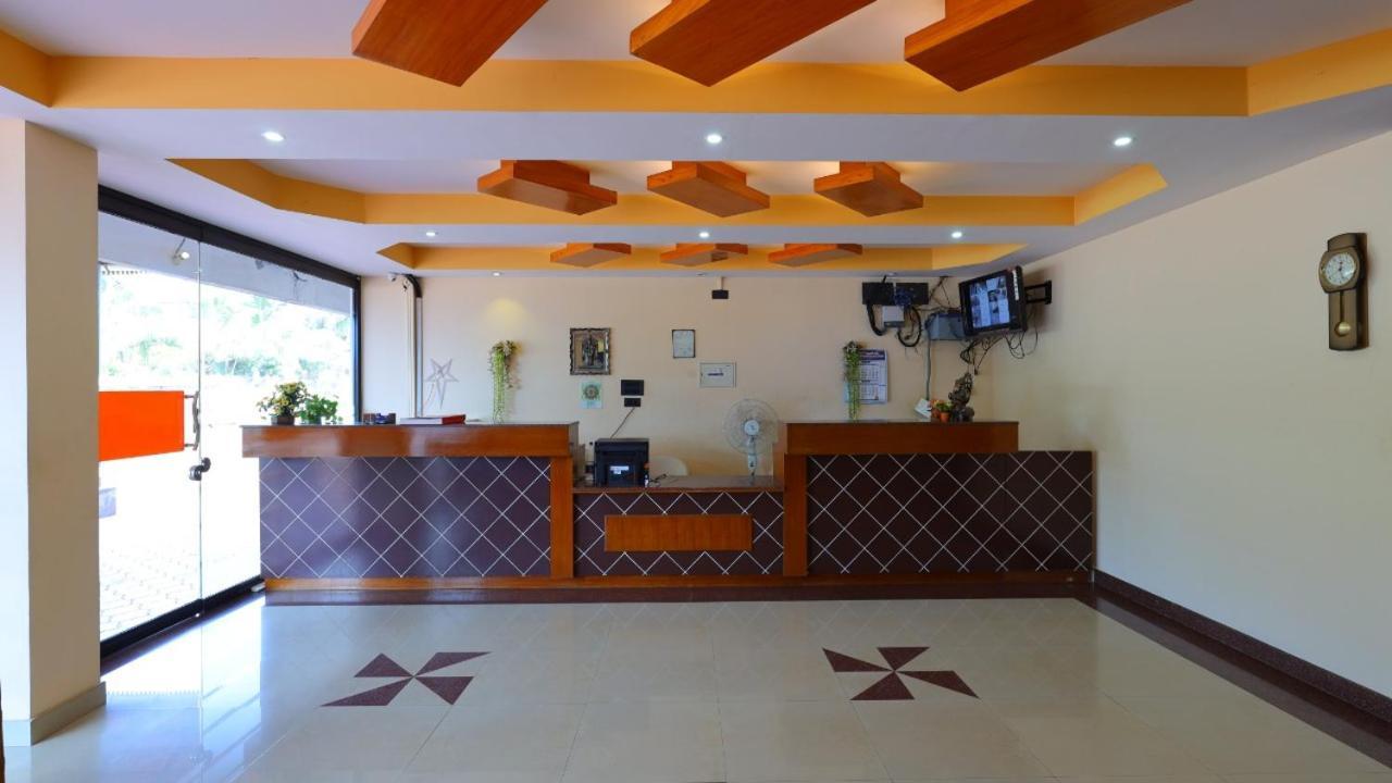 Kukuresidency Hotel Wadakkanchery Luaran gambar